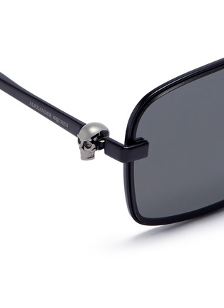 Detail View - Click To Enlarge - ALEXANDER MCQUEEN - Angular square metal sunglasses