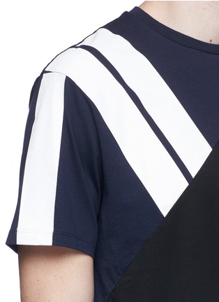 Detail View - Click To Enlarge - NEIL BARRETT - 'Retro Modernist' panel T-shirt