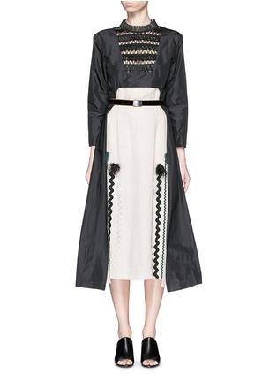 Main View - Click To Enlarge - TOGA ARCHIVES - Fringe bib appliqué linen silk-blend dress