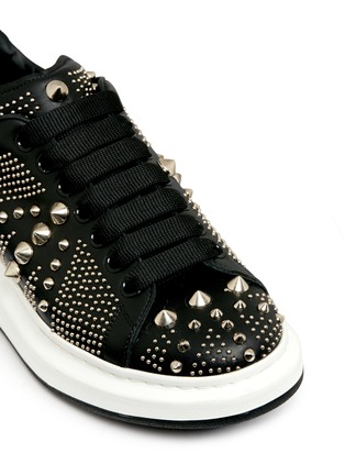 Detail View - Click To Enlarge - ALEXANDER MCQUEEN - Union Jack stud platform leather sneakers