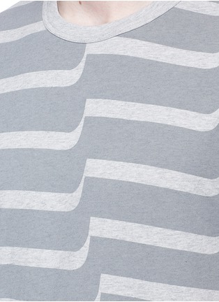 Detail View - Click To Enlarge - COMME DES GARÇONS SHIRT - Wavy stripe cotton T-shirt