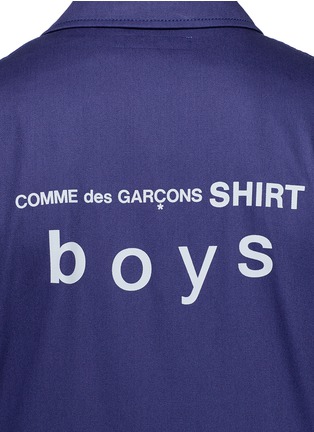 Detail View - Click To Enlarge - COMME DES GARÇONS SHIRT - Logo print cotton twill coat
