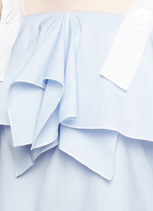 Detail View - Click To Enlarge - COMME MOI - Petersham strap ruffle off-shoulder top
