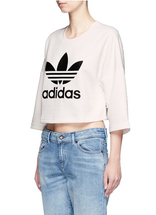 Front View - Click To Enlarge - ADIDAS - Trefoil logo print quilted knit cropped T-shirt