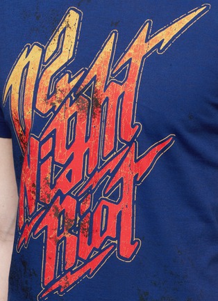 Detail View - Click To Enlarge - 71465 - 'D2 Night Riot' print cotton slub T-shirt