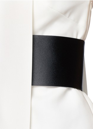 Detail View - Click To Enlarge - ALEXANDER WANG - Asymmetric hem strapless crepe top