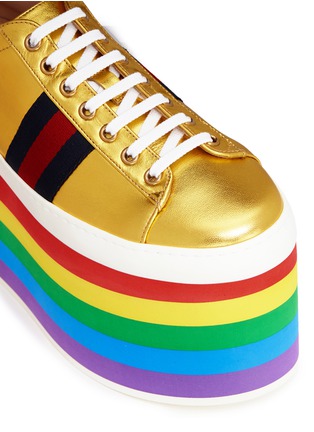 Detail View - Click To Enlarge - GUCCI - 'Peggy' rainbow stripe metallic leather platform sneakers