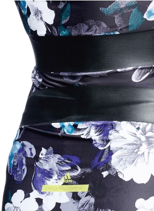 Detail View - Click To Enlarge - ADIDAS BY STELLA MCCARTNEY - 'Techfit' floral print performance T-shirt