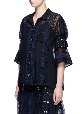Front View - Click To Enlarge - SACAI - Calligraphy embroidered stripe belted sleeve shirt
