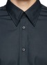 Detail View - Click To Enlarge - ALEXANDER MCQUEEN - Jewel cufflink poplin shirt