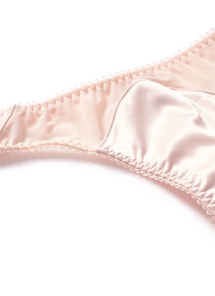 Detail View - Click To Enlarge - L'AGENT - 'Penelope' satin tulle thong