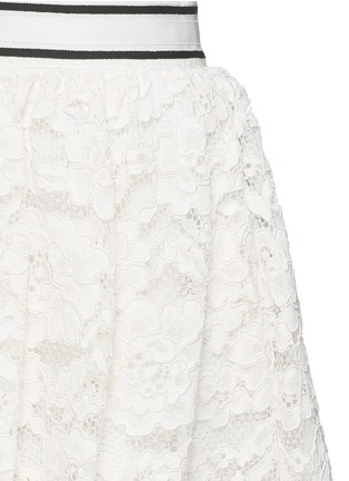 Detail View - Click To Enlarge - ALICE & OLIVIA - 'Kizzy' lace pouf midi skirt