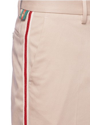 Detail View - Click To Enlarge - GUCCI - Stripe outseam cropped chinos