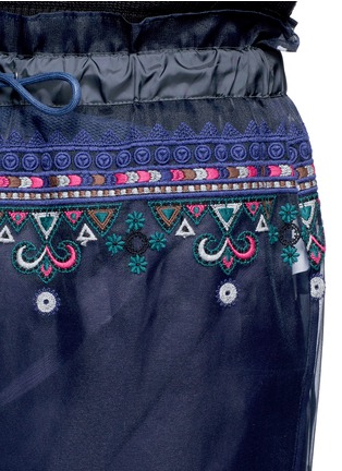 Detail View - Click To Enlarge - SACAI - Embroidered tribal lace organza drawstring skirt