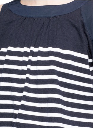 Detail View - Click To Enlarge - SACAI - Stripe cotton-cashmere cold shoulder sweater