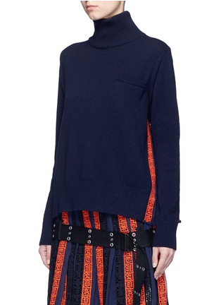Front View - Click To Enlarge - SACAI - Regimental calligraphy stripe pleated wool turtleneck sweater