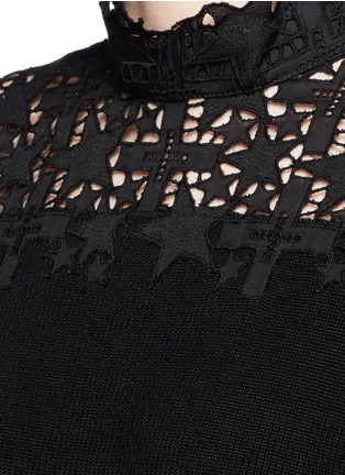 Detail View - Click To Enlarge - SACAI - Star lace knit panel top