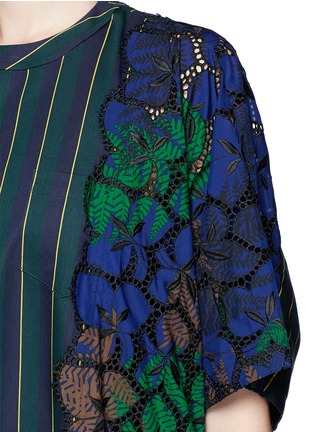 Detail View - Click To Enlarge - SACAI - Botanical print embroidery lace stripe T-shirt dress