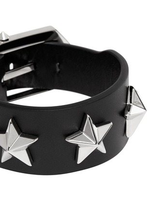 Detail View - Click To Enlarge - GIVENCHY - Star stud triangle buckle leather bracelet