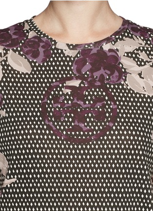 Detail View - Click To Enlarge - TORY BURCH - 'Maci' logo floral diamond print T-shirt