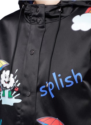 Detail View - Click To Enlarge - MIRA MIKATI - 'Rain Rain Go Away' print padded raincoat