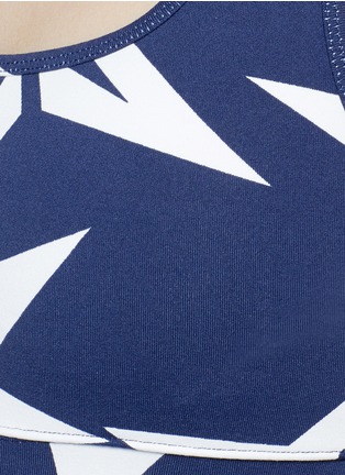 Detail View - Click To Enlarge - PERFECT MOMENT - 'Starlight' print performance jersey cropped top