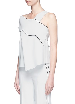 Front View - Click To Enlarge - COMME MOI - Wavy panel one-shoulder crepe top