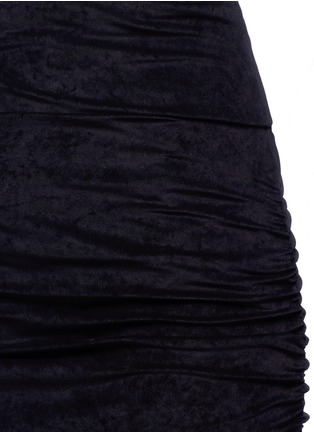Detail View - Click To Enlarge - JAMES PERSE - Ruched velvet midi skirt
