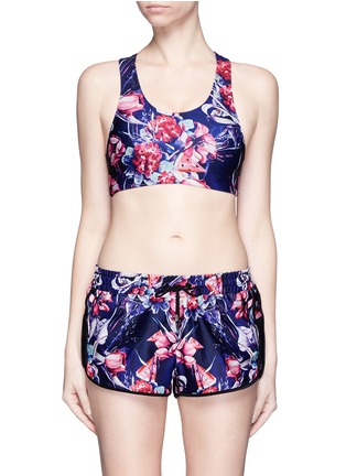 Main View - Click To Enlarge - WE ARE HANDSOME - 'Eden' print active cropped top