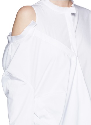 Detail View - Click To Enlarge - ELLERY - 'Castelli' asymmetric cold shoulder deconstructed shirt
