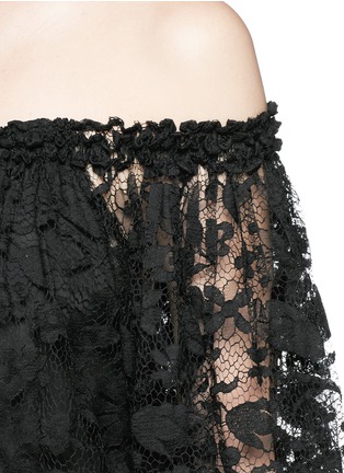 Detail View - Click To Enlarge - CHLOÉ - Off-shoulder floral lace drawstring dress