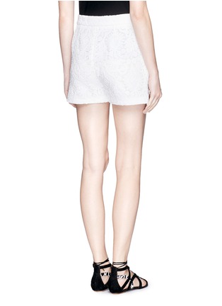 Back View - Click To Enlarge - CHLOÉ - Patch pocket embroidery guipure lace shorts