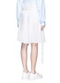 Back View - Click To Enlarge - SACAI - Paperbag waist pleat poplin long shorts