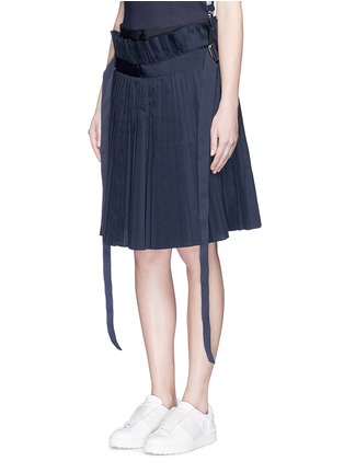 Front View - Click To Enlarge - SACAI - Paperbag waist pleat poplin long shorts