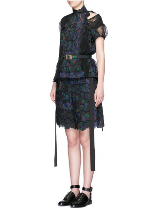Figure View - Click To Enlarge - SACAI - Botanical print embroidery lace pleat insert top