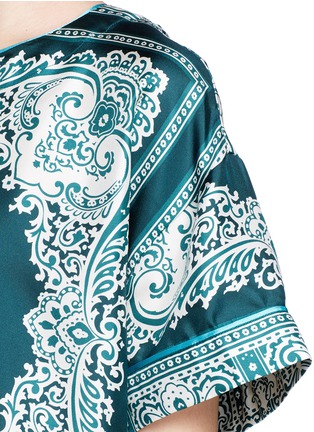 Detail View - Click To Enlarge - F.R.S FOR RESTLESS SLEEPERS - 'Elettra' bandana print silk pyjama set