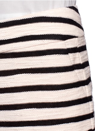 Detail View - Click To Enlarge - ALICE & OLIVIA - 'Ernie' contrast stripe terry shorts