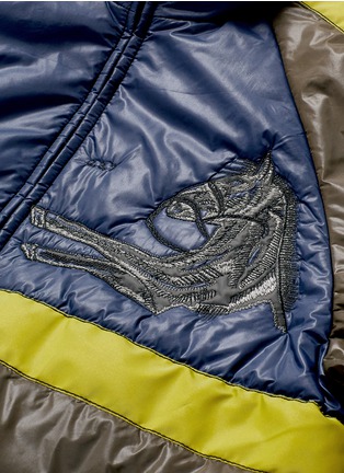 Detail View - Click To Enlarge - SAAM1 - 3M reflective Mongolian horse embroidered reversible padded jacket