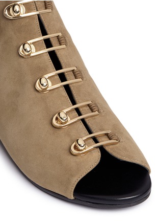 Detail View - Click To Enlarge - STELLA LUNA - 'Stella' turnlock bar suede sandal boots