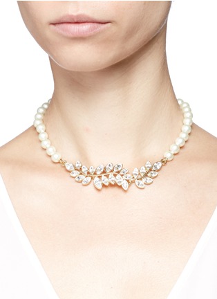 Figure View - Click To Enlarge - KENNETH JAY LANE - Glass crystal leaf pearl choker necklace