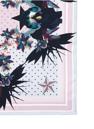 Detail View - Click To Enlarge - GIVENCHY - 'Ultra Paradise' floral silk twill scarf