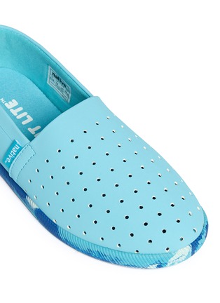 Detail View - Click To Enlarge - NATIVE  - 'Venice' marble effect sole toddler slip-ons