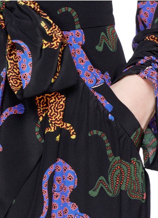 Detail View - Click To Enlarge - STELLA MCCARTNEY - Wild cat print silk jumpsuit