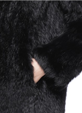 Detail View - Click To Enlarge - ELIZABETH AND JAMES - 'Holland' coyote fur drape collar rabbit fur coat