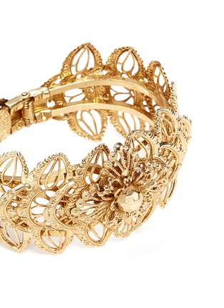 Detail View - Click To Enlarge - MIRIAM HASKELL - Layered filigree flower cuff