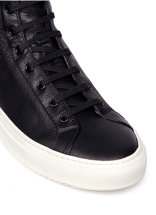 Detail View - Click To Enlarge - COMMON PROJECTS - 'Premium High' pebbled leather sneakers