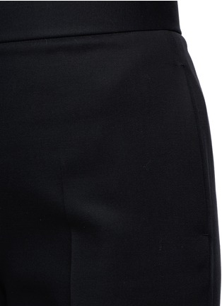 Detail View - Click To Enlarge - THE ROW - 'Resme' horn button wide leg cropped pants