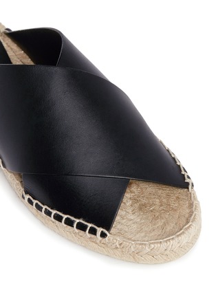 Detail View - Click To Enlarge - VINCE - 'Castel' cross strap leather espadrille slide sandals