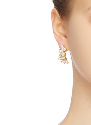 Figure View - Click To Enlarge - KENNETH JAY LANE - Glass crystal pearl mismatched earrings