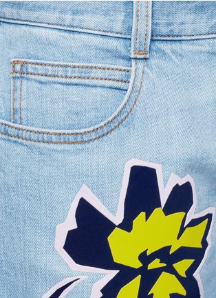 Detail View - Click To Enlarge - STELLA MCCARTNEY - Bonded flower print light washed boyfriend jeans